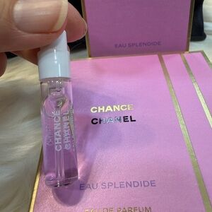 CHANEL Chance Eau Splendide Perfume Sample - Pink and Gold